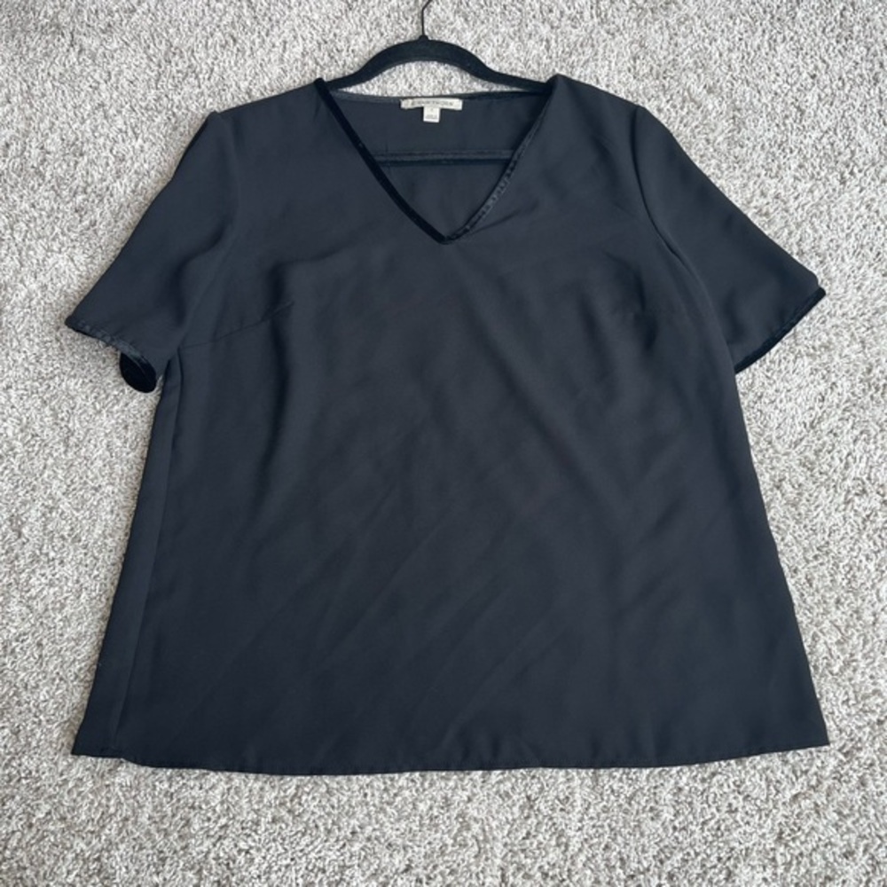 41 Hawthorn Black Blouse